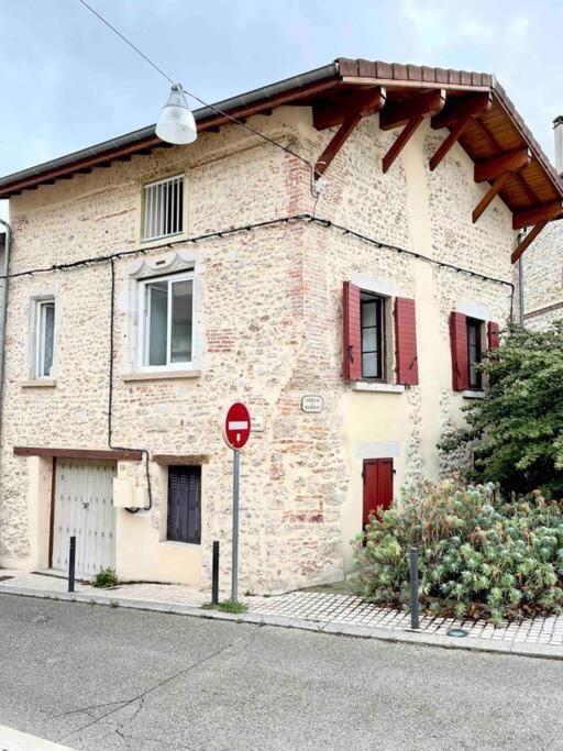Le St Apollinaire N°2-Ma Cabotte Apartment Meximieux Exterior photo